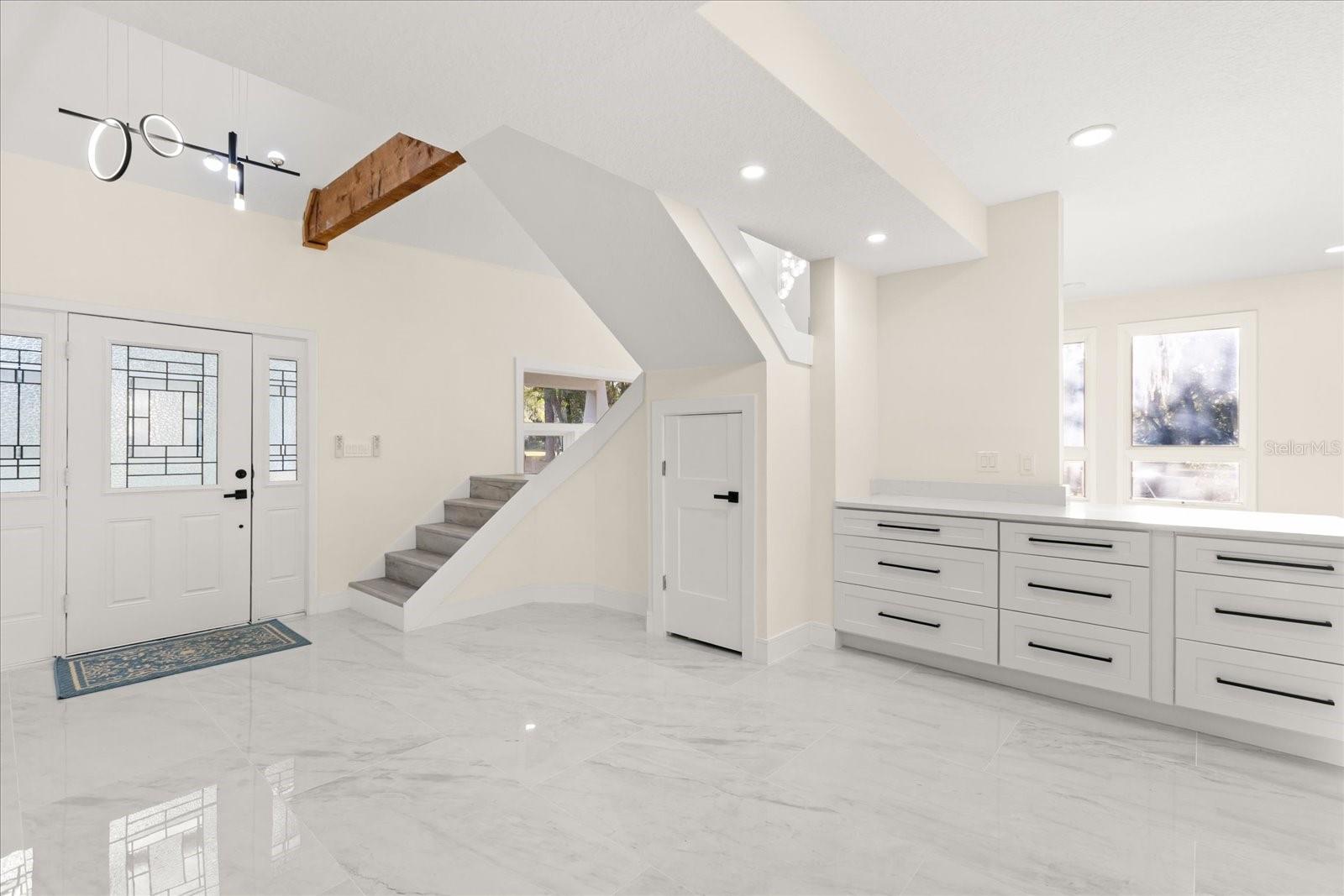 Image 7 of 45 For 1151 Oakpoint Circle