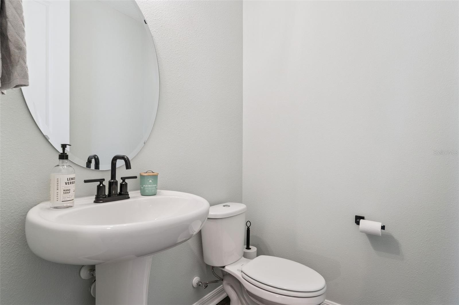 Image 20 of 37 For 12330 Koshiba Alley