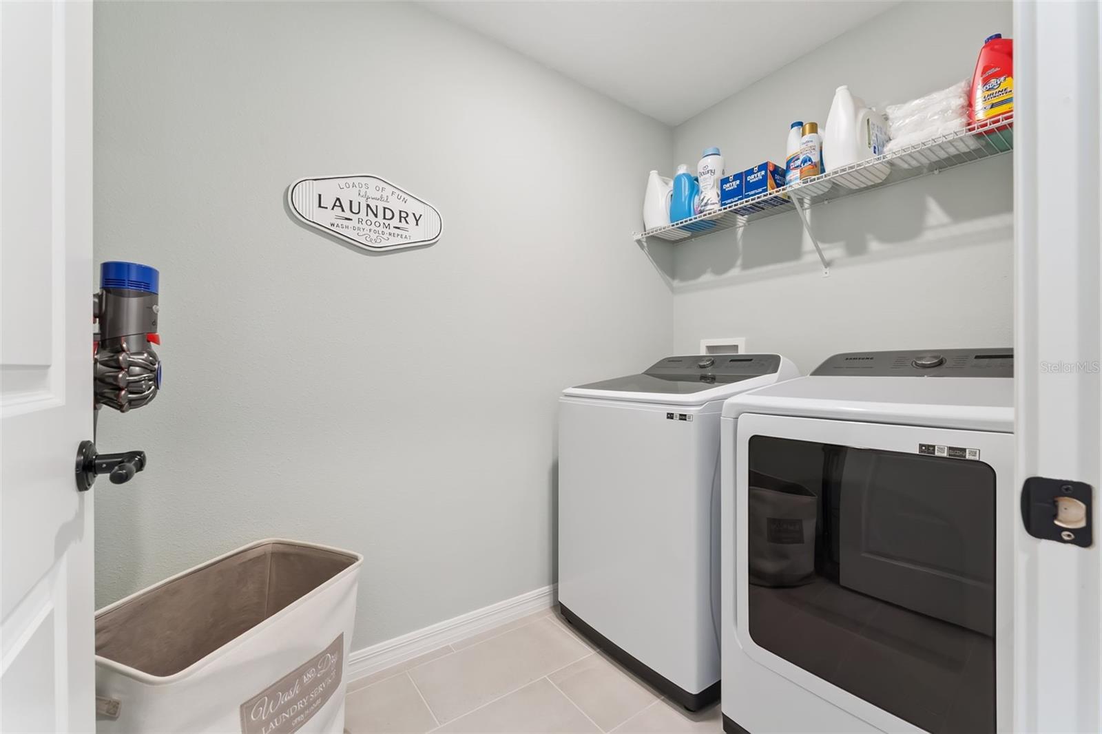 Image 21 of 37 For 12330 Koshiba Alley