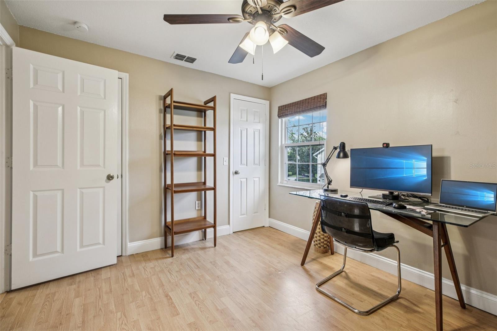 Image 16 of 24 For 112 Primrose Drive