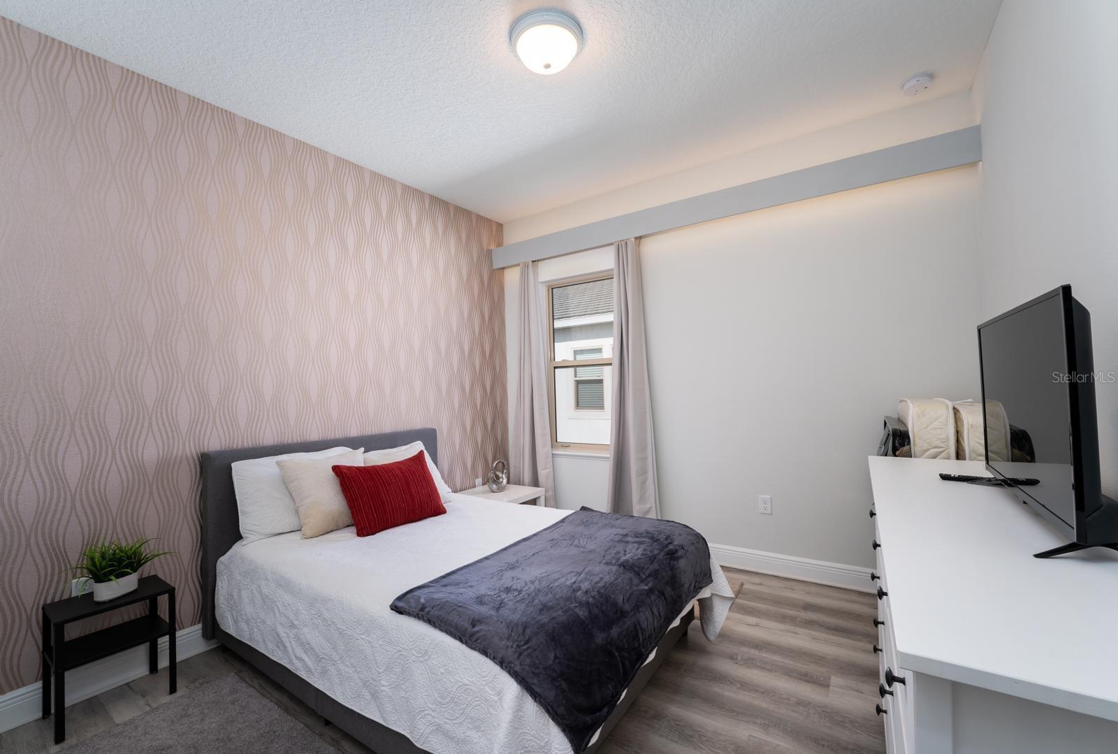 Image 35 of 58 For 15859 Shorebird Lane