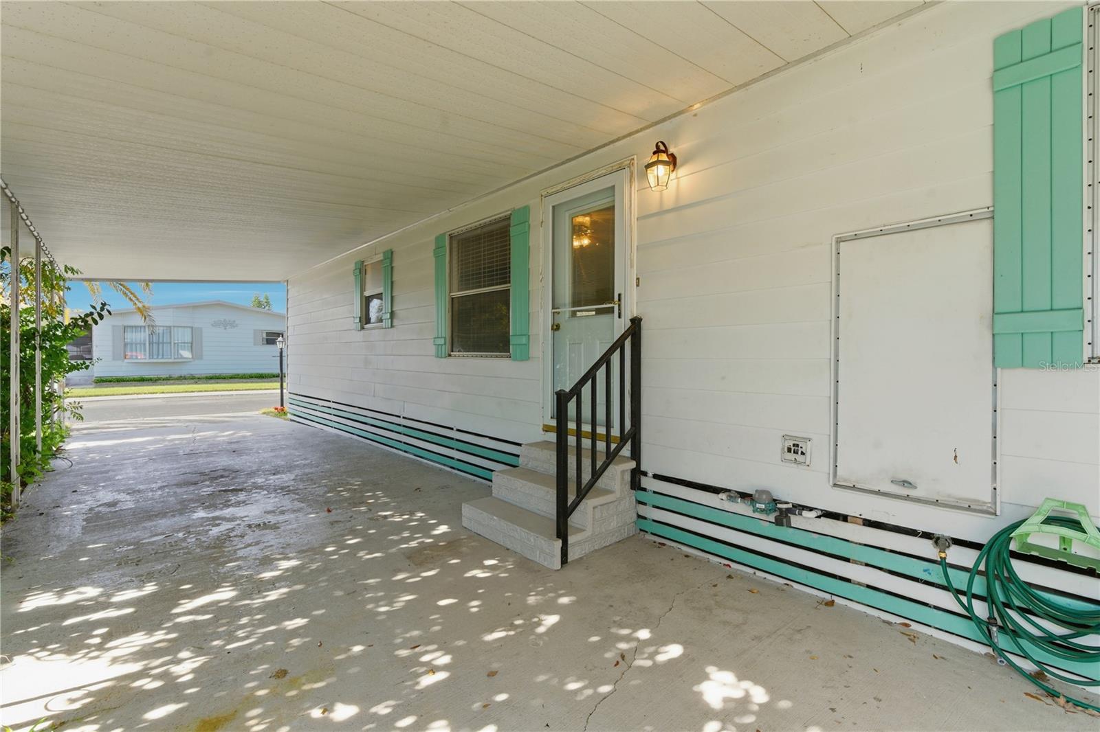 Image 22 of 34 For 1000 Walker Street 160