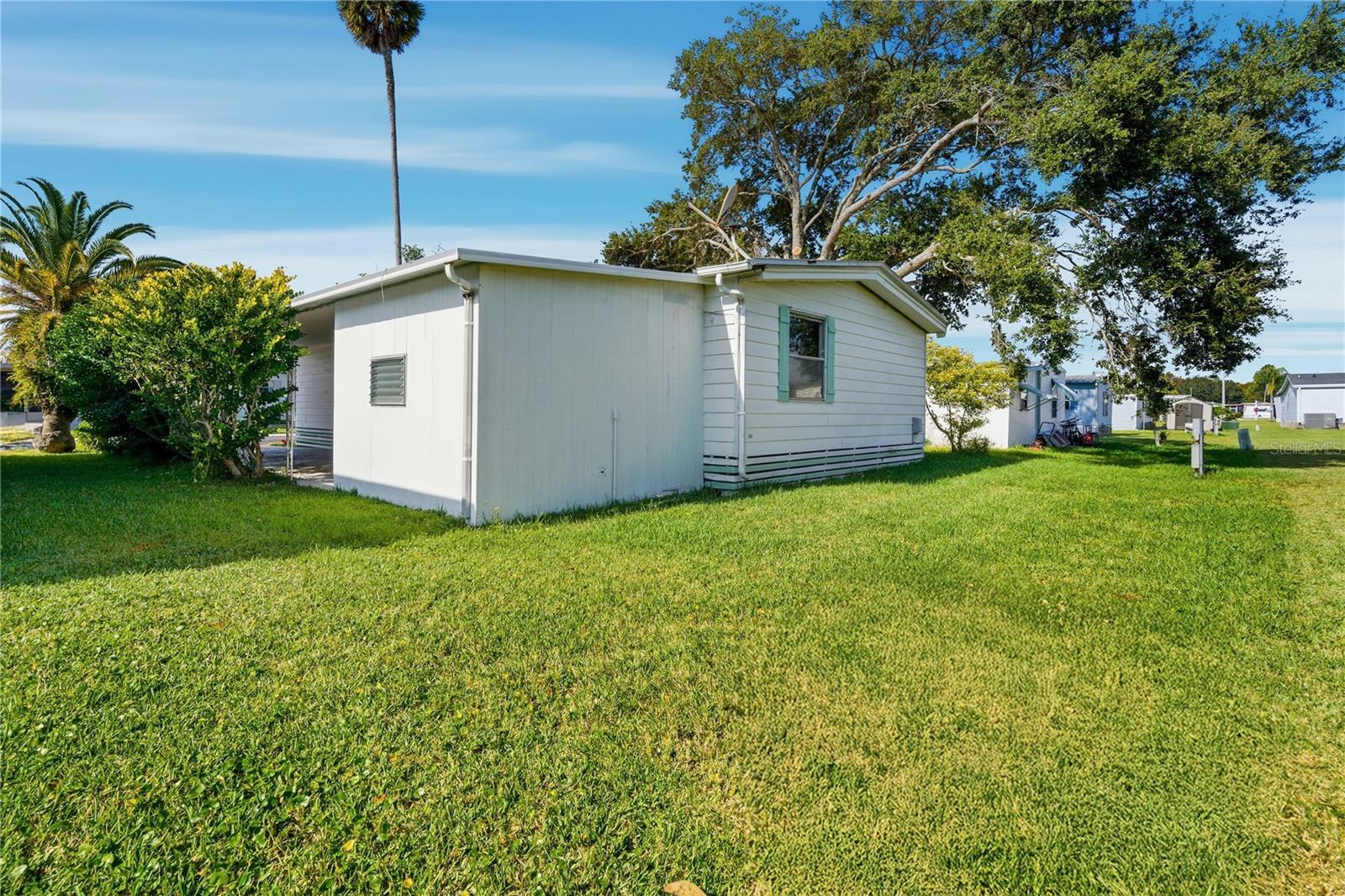 Image 23 of 34 For 1000 Walker Street 160