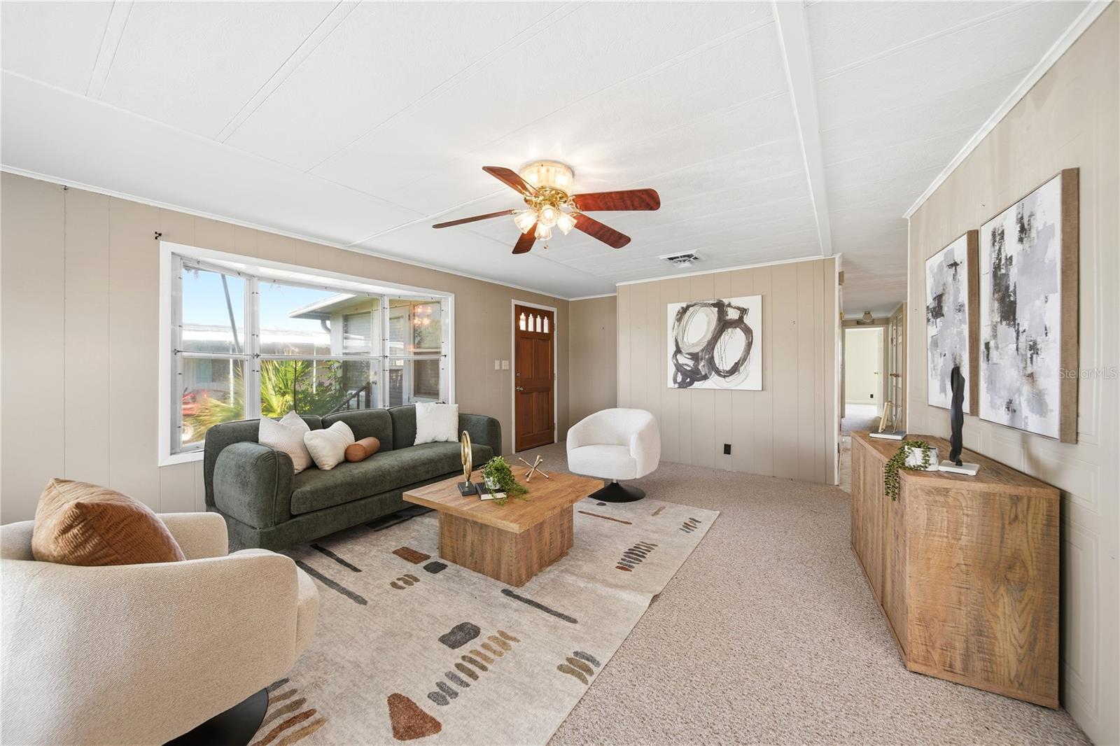 Image 7 of 34 For 1000 Walker Street 160