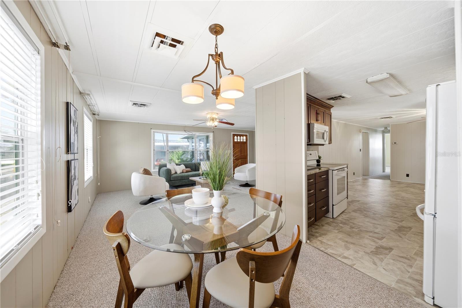 Image 9 of 34 For 1000 Walker Street 160