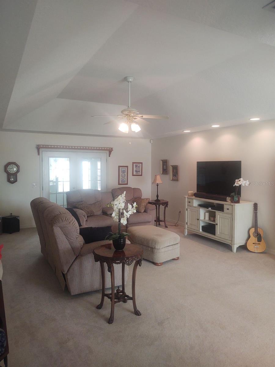 Image 4 of 10 For 5655 Marion County Road