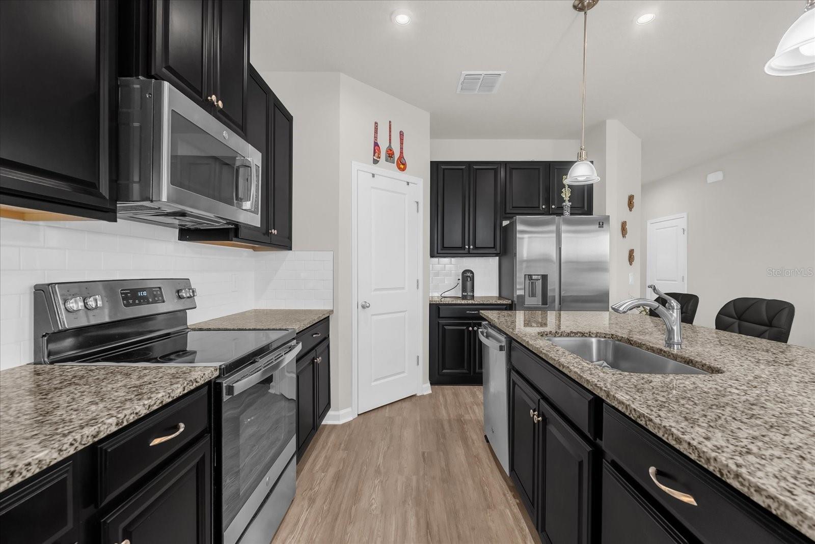 Image 6 of 22 For 3963 Clipstone Place