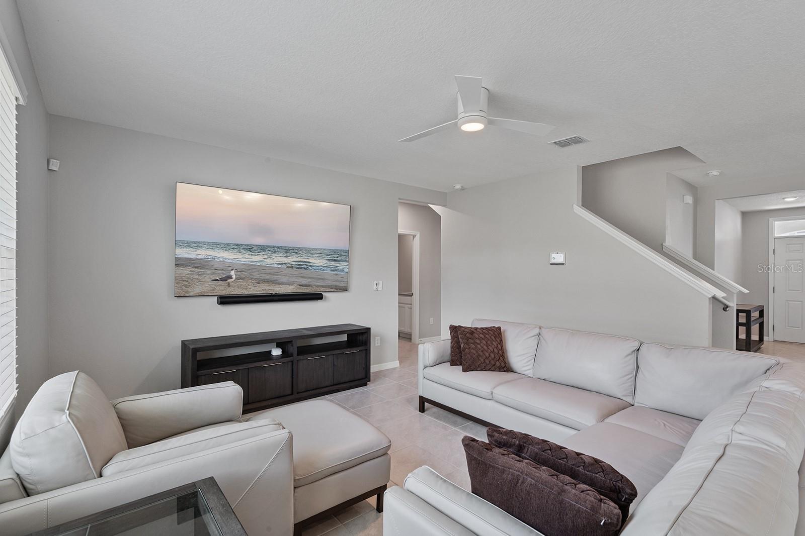 Image 7 of 29 For 1328 Calmito Lane