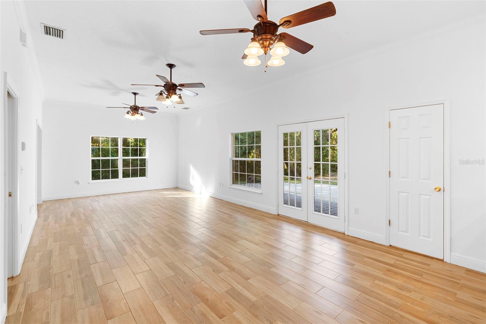 Image 14 of 62 For 4855 Lillian Black Road