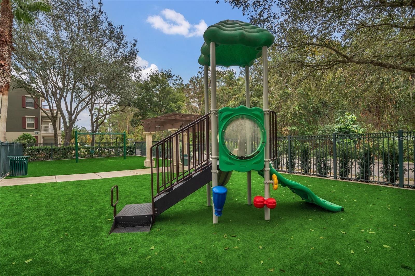 Image 6 of 31 For 1007 Siena Park Boulevard E