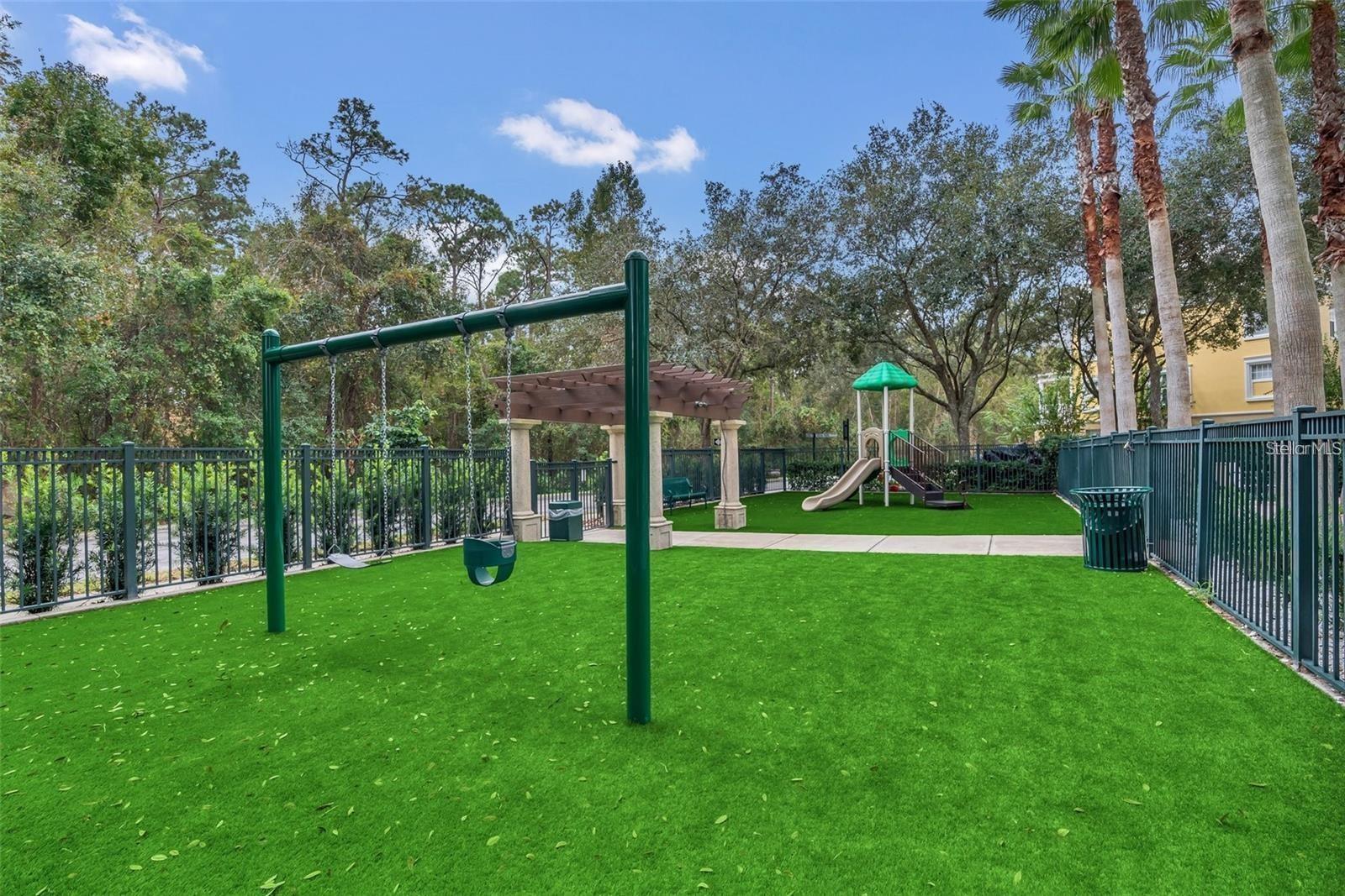 Image 7 of 31 For 1007 Siena Park Boulevard E