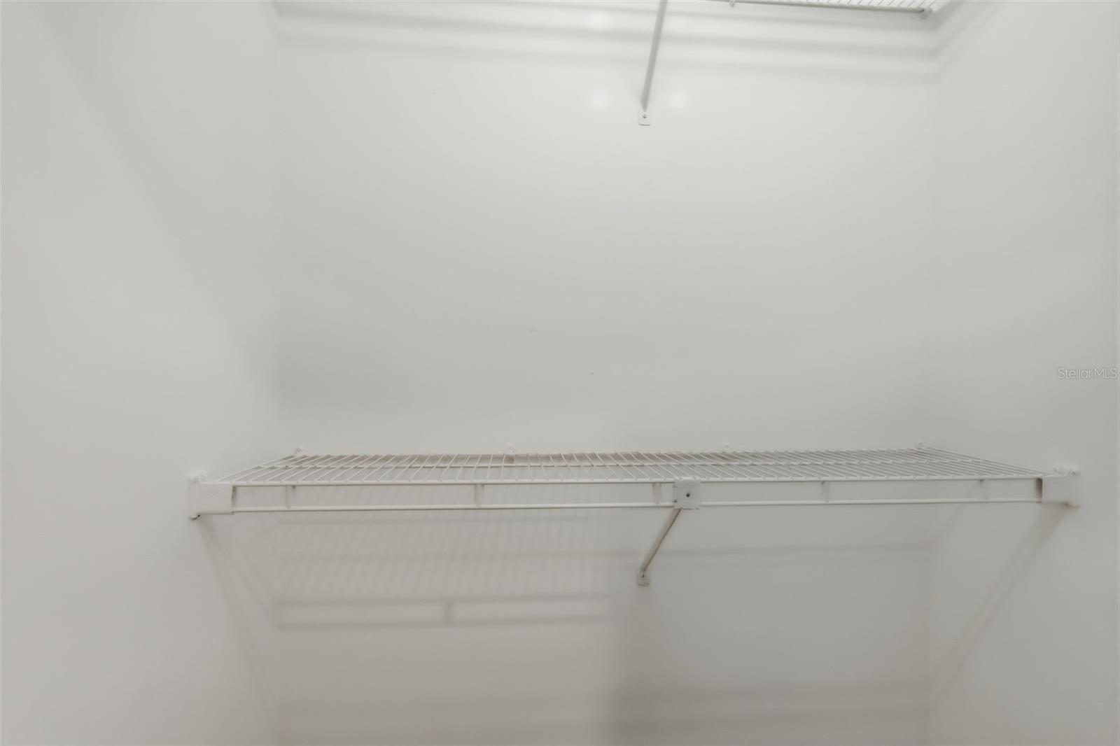 Image 26 of 39 For 13297 Emerald View Court