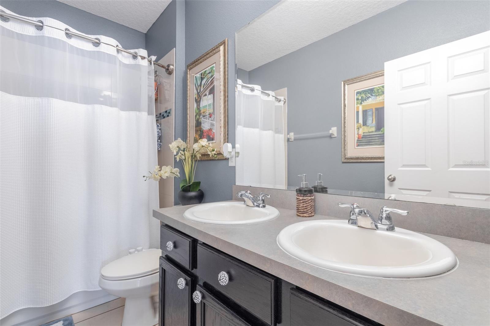 Image 17 of 28 For 3551 Saxony Lane