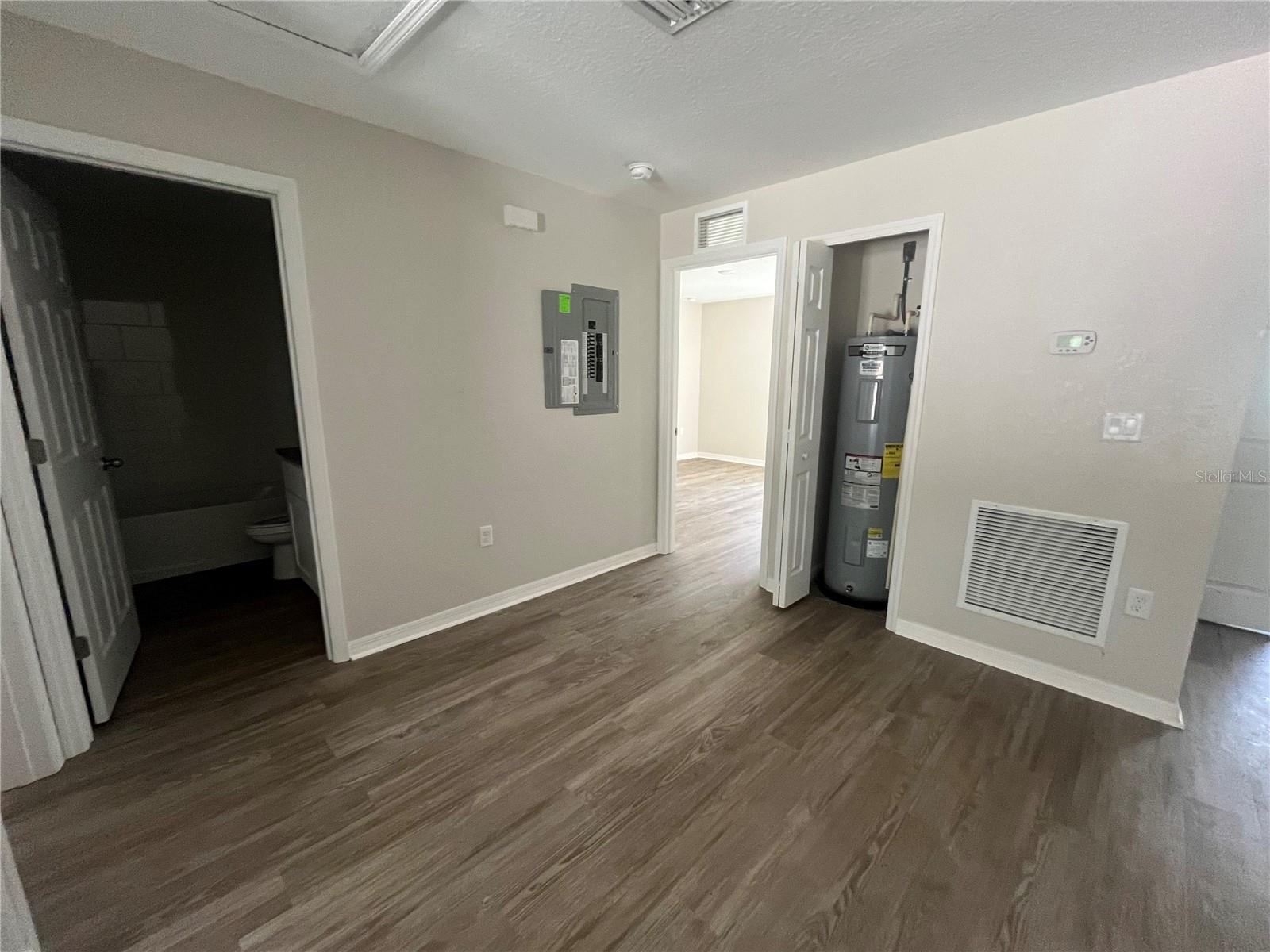 Image 13 of 15 For 34 Locust Run 1