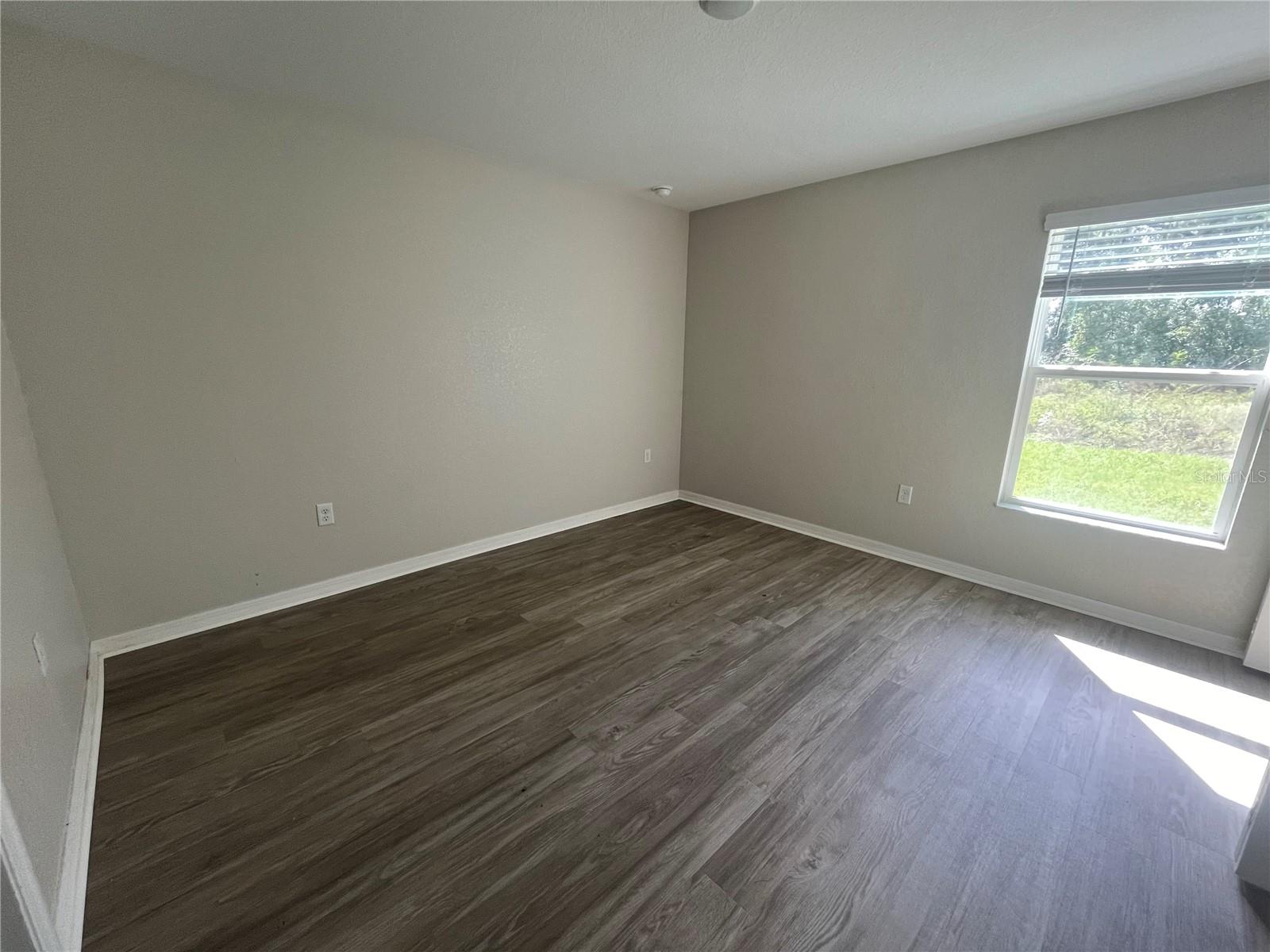 Image 9 of 15 For 34 Locust Run 1