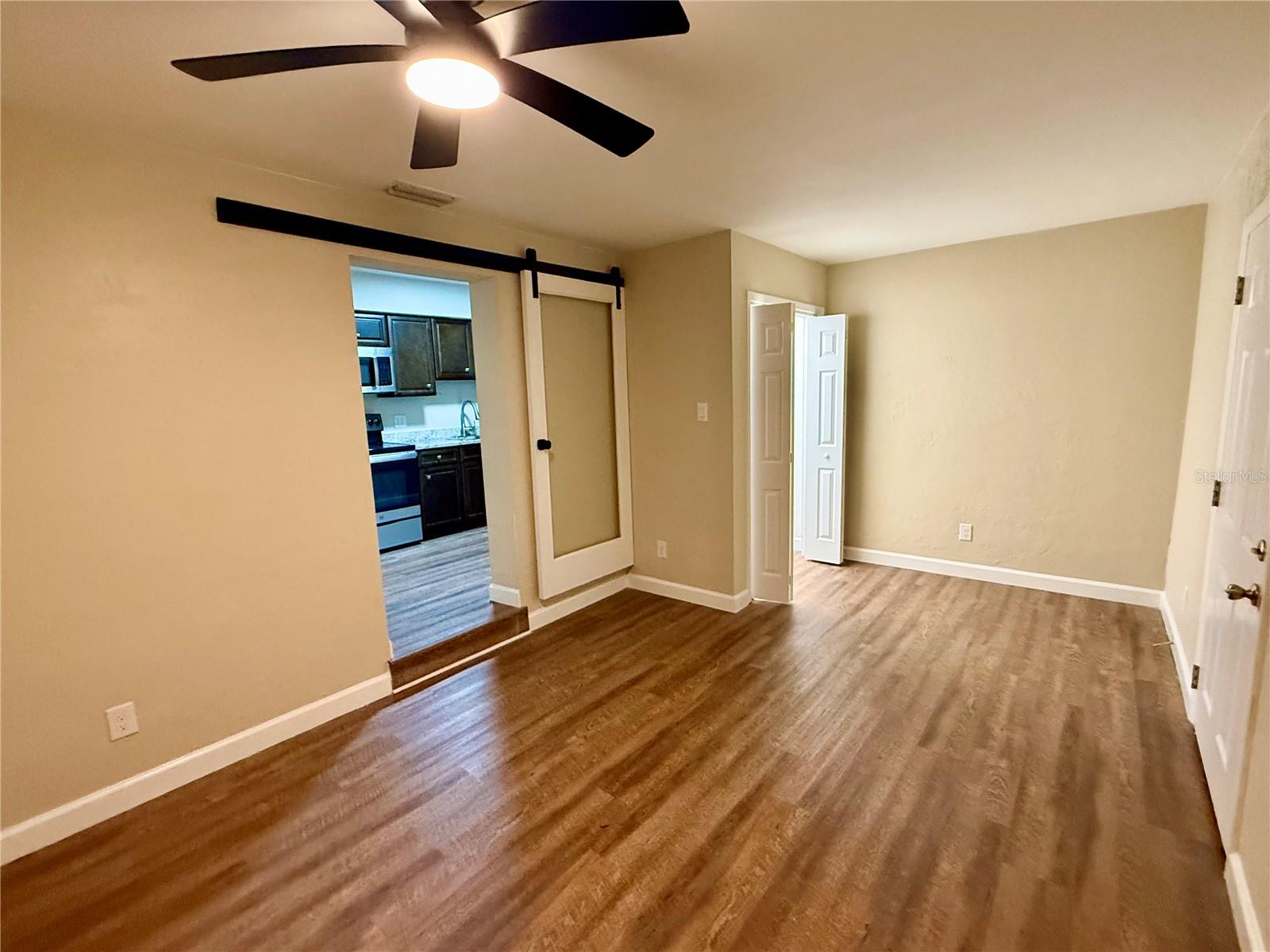 Image 17 of 44 For 1804 Mellonville Avenue