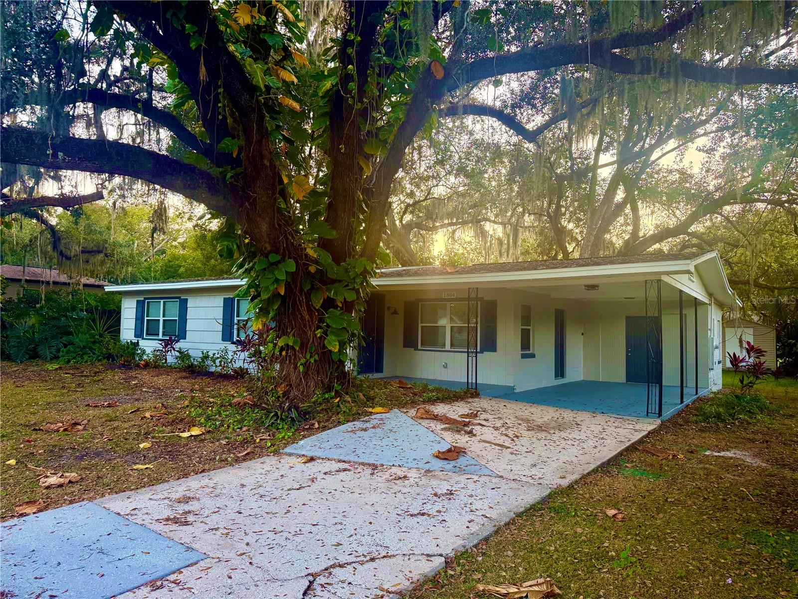 Image 2 of 44 For 1804 Mellonville Avenue