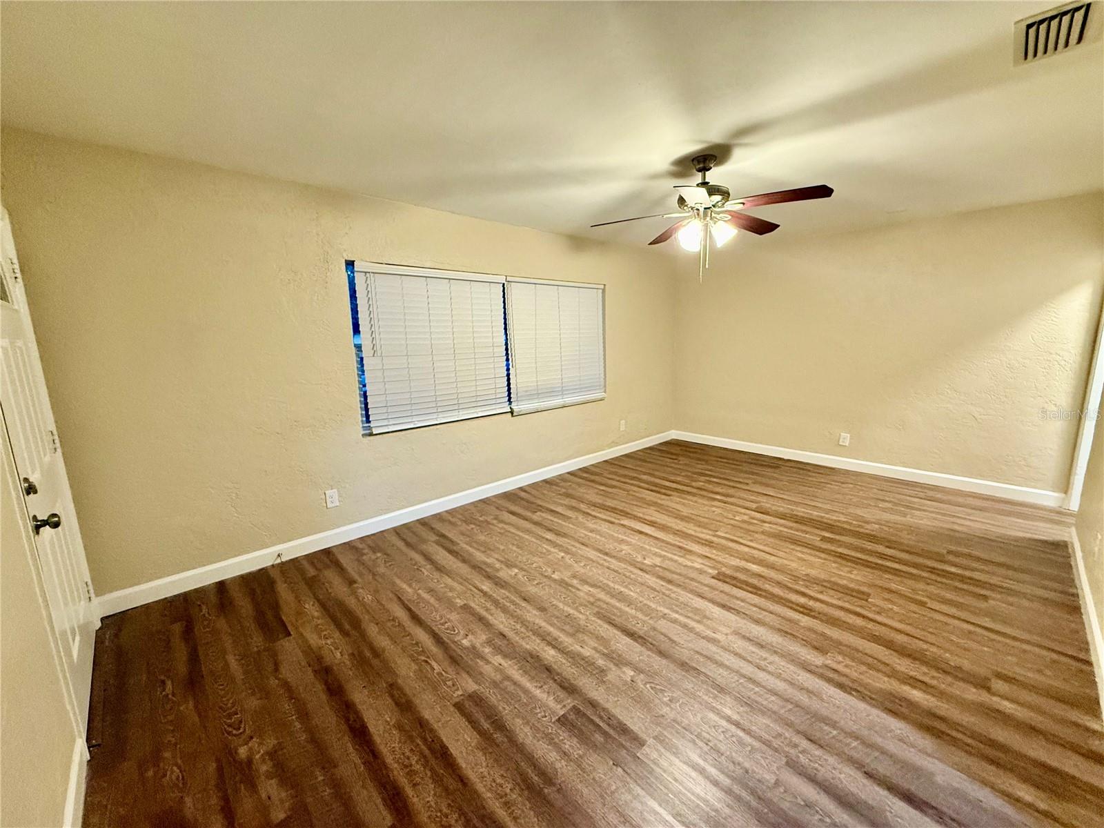 Image 21 of 44 For 1804 Mellonville Avenue