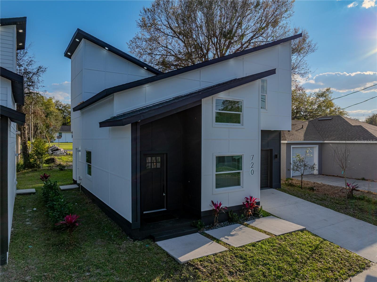 Image 4 of 26 For 720 14th Street