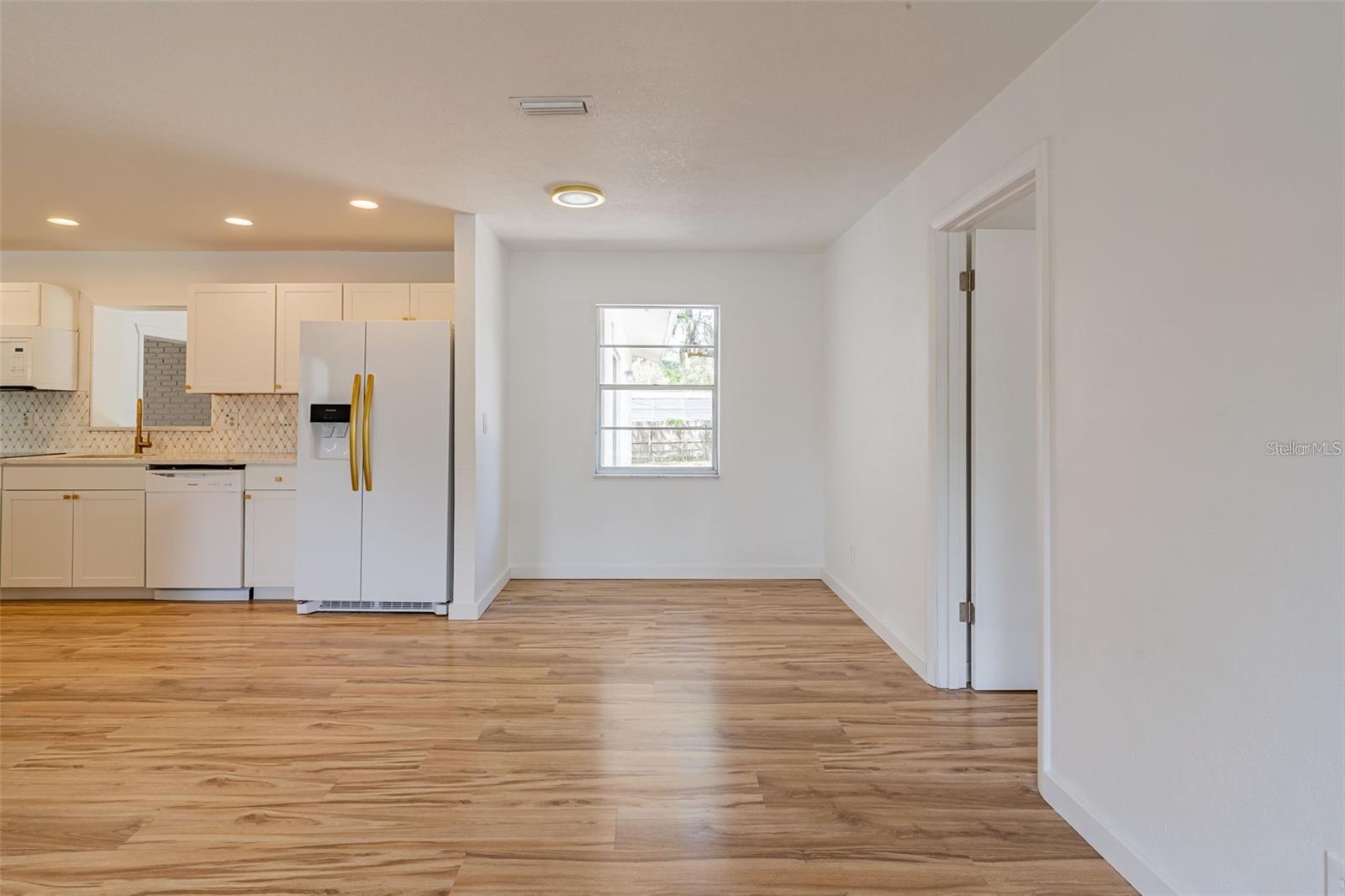 Image 10 of 34 For 437 Alpine Street