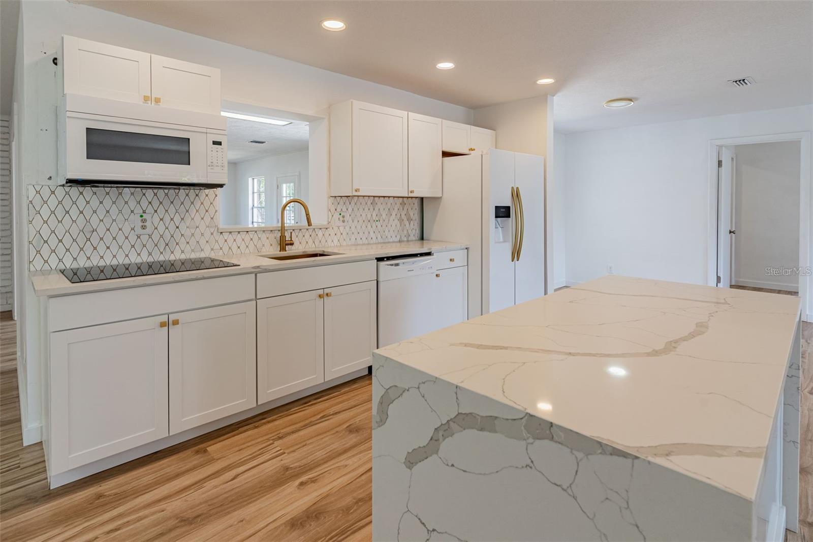 Image 12 of 34 For 437 Alpine Street