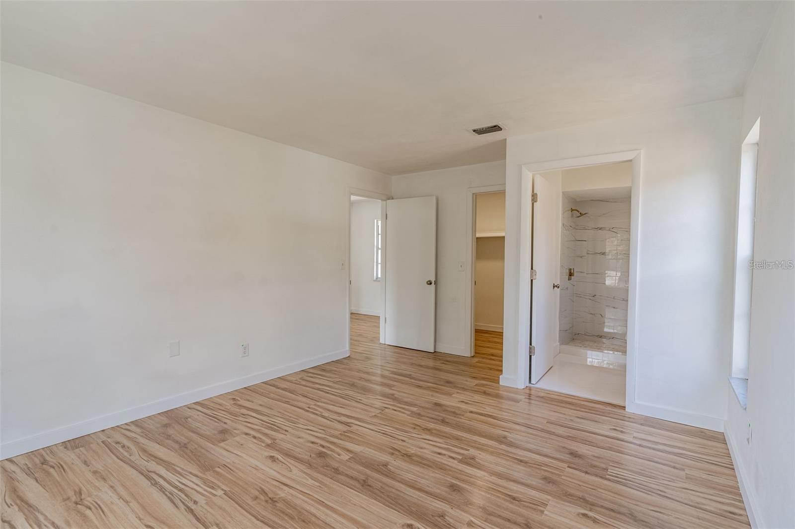 Image 16 of 34 For 437 Alpine Street