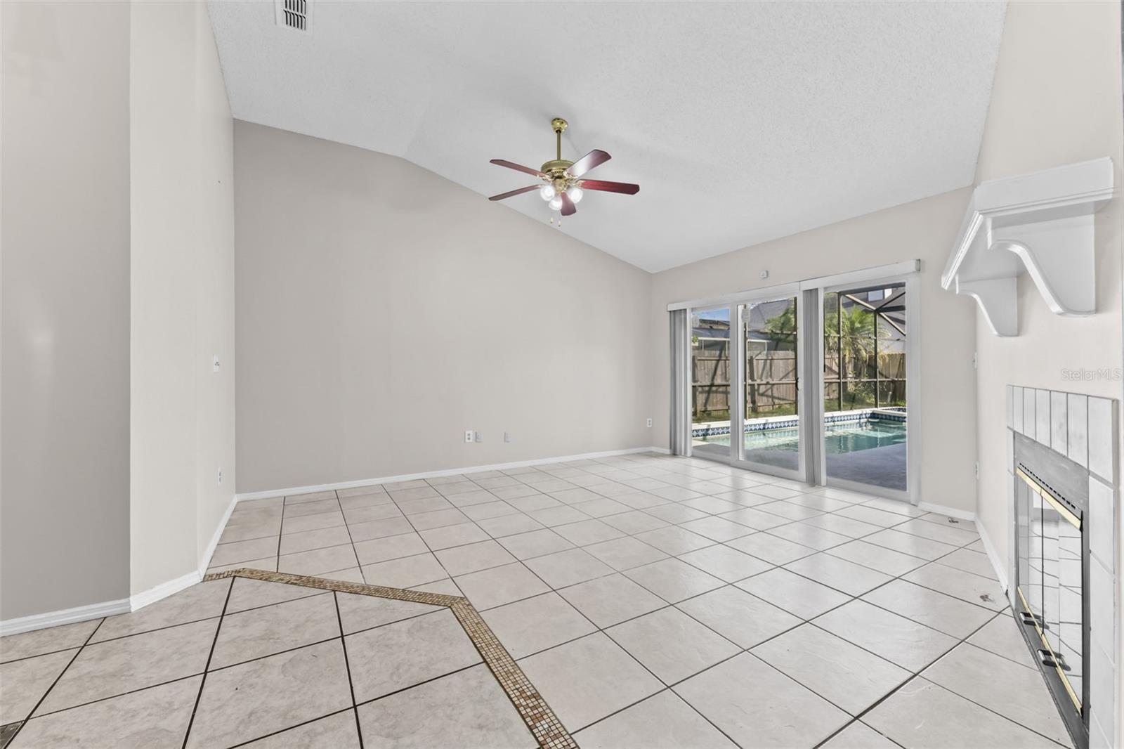 Image 12 of 59 For 681 Starstone Drive