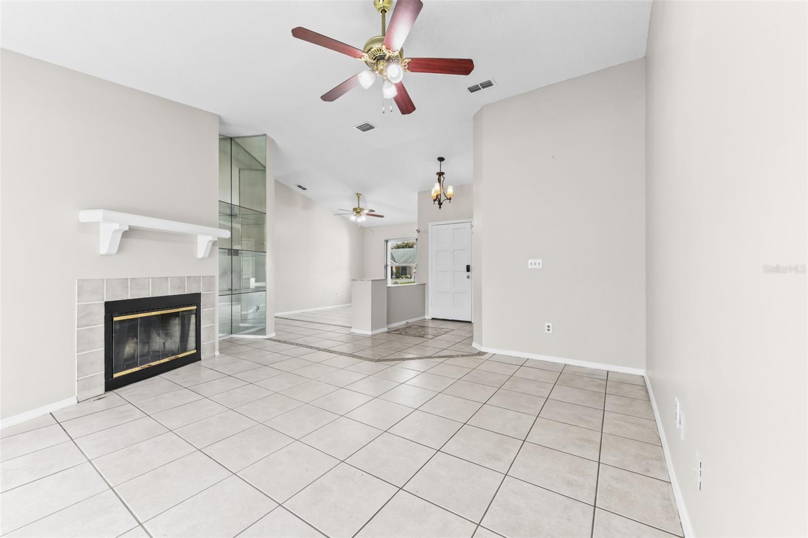 Image 13 of 59 For 681 Starstone Drive