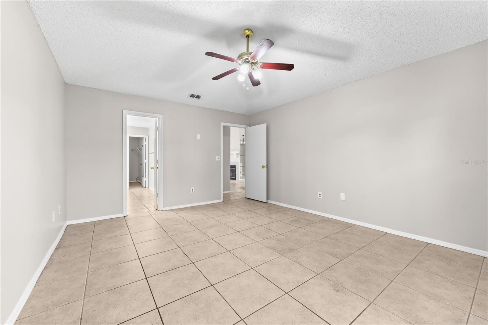 Image 25 of 59 For 681 Starstone Drive