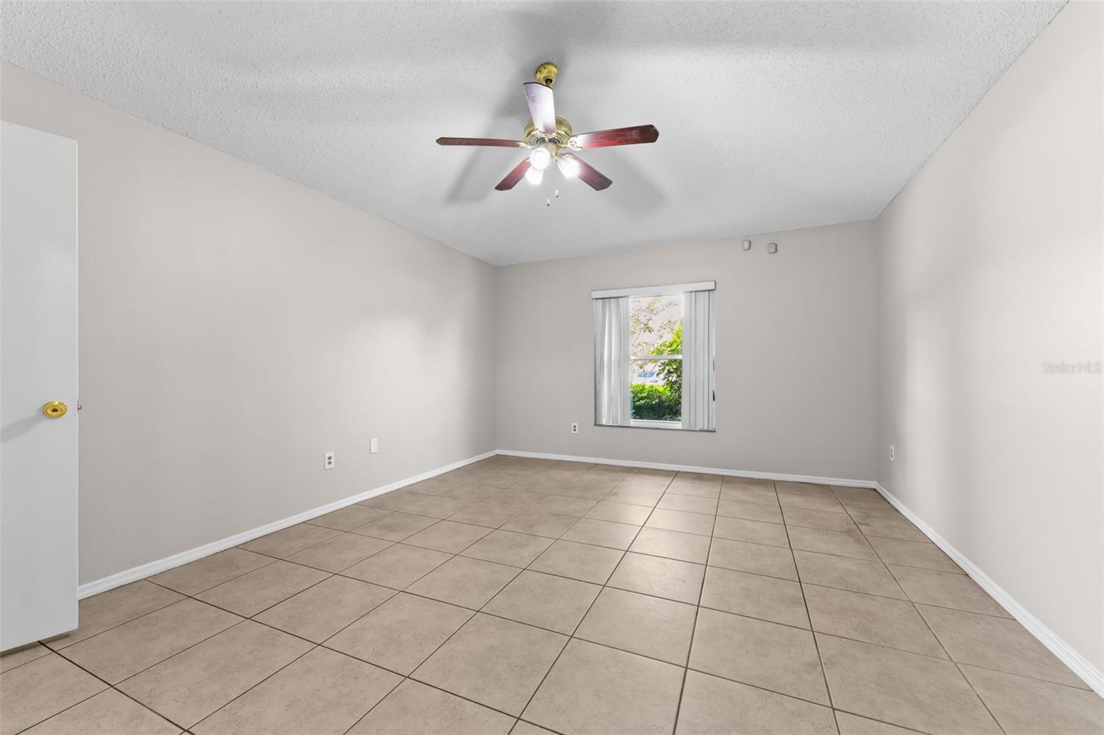 Image 26 of 59 For 681 Starstone Drive