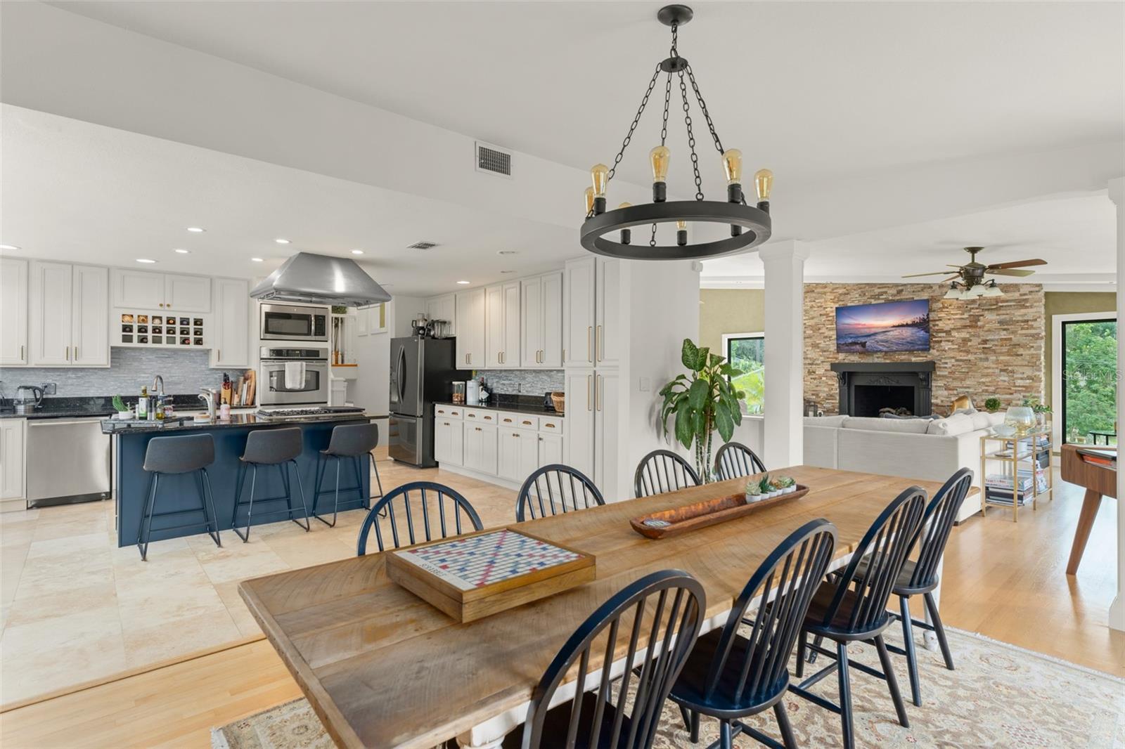 Image 36 of 100 For 101 Lee Street