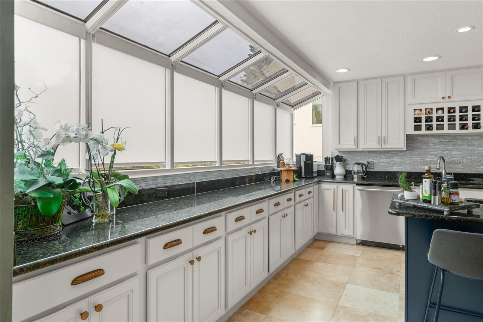 Image 43 of 100 For 101 Lee Street