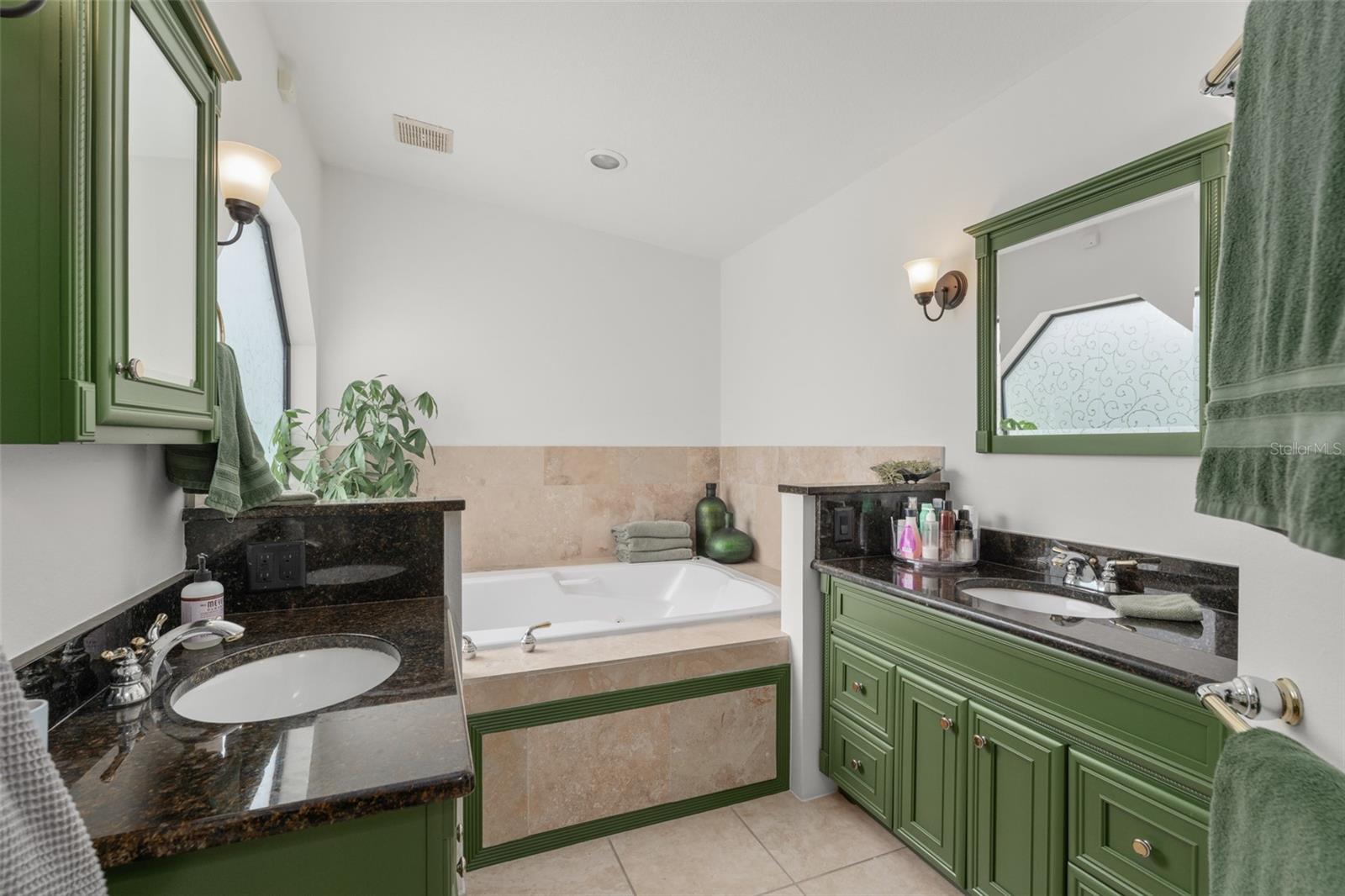 Image 51 of 100 For 101 Lee Street