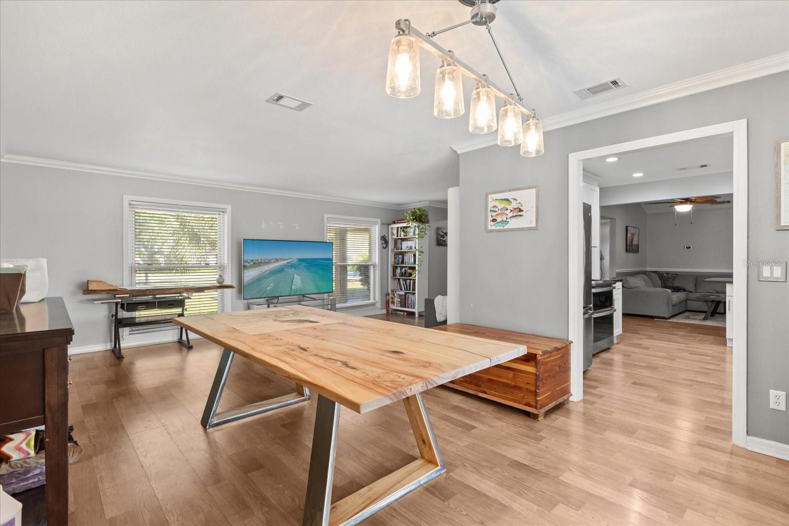 Image 19 of 38 For 2047 Rocky Hill Drive