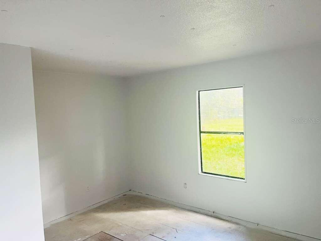 Image 12 of 13 For 315 Creekwood Run