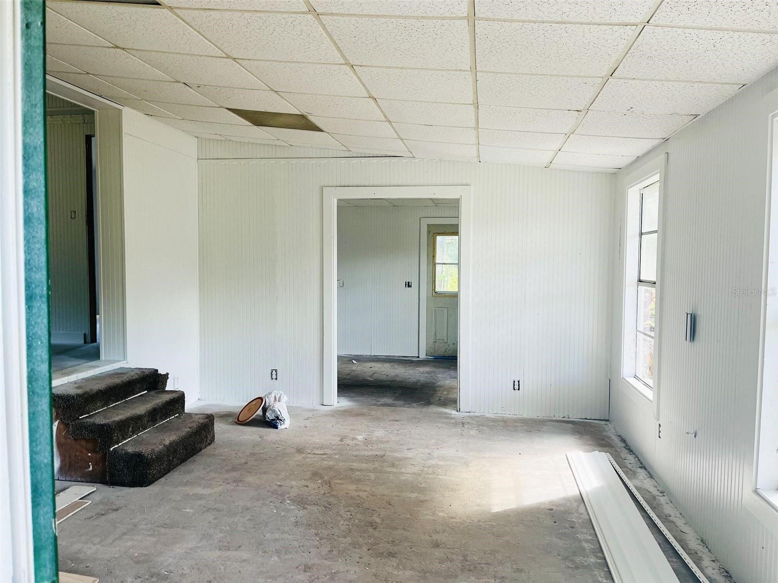 Image 6 of 13 For 315 Creekwood Run