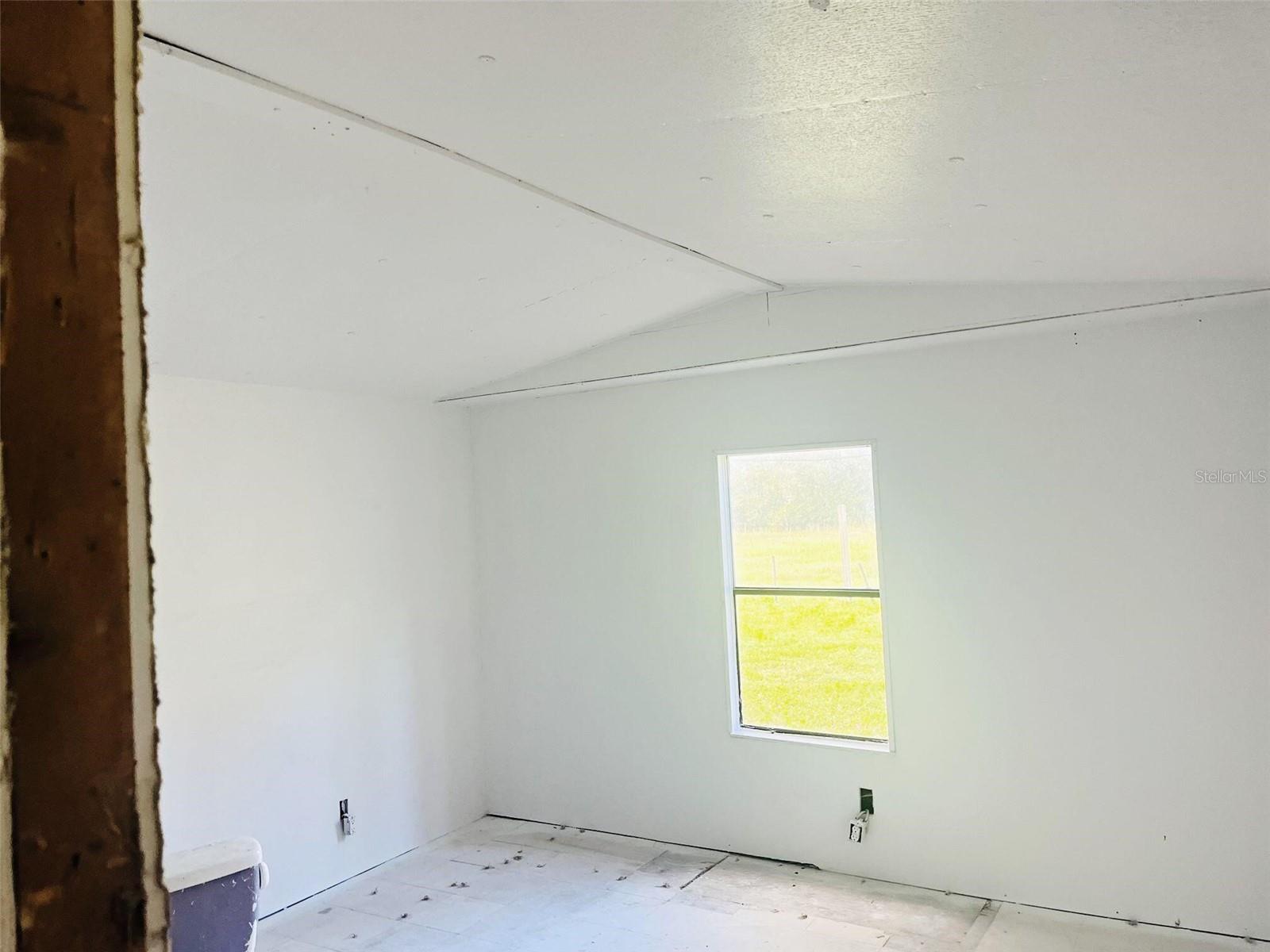 Image 9 of 13 For 315 Creekwood Run