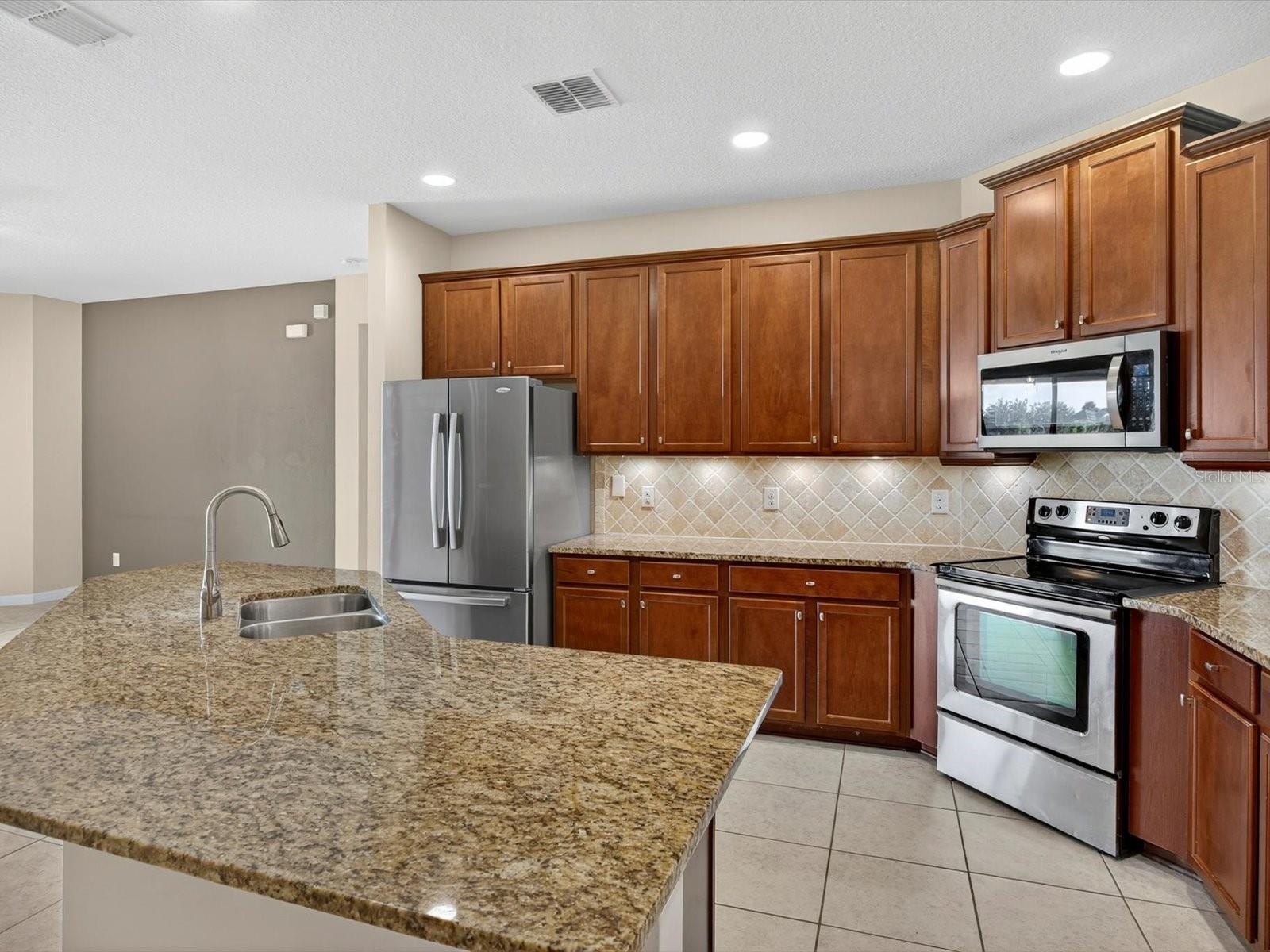 Image 6 of 53 For 1822 Trophy Bass Way