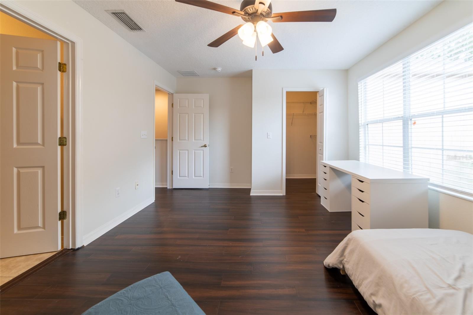 Image 21 of 29 For 2723 Clinton Heights Court