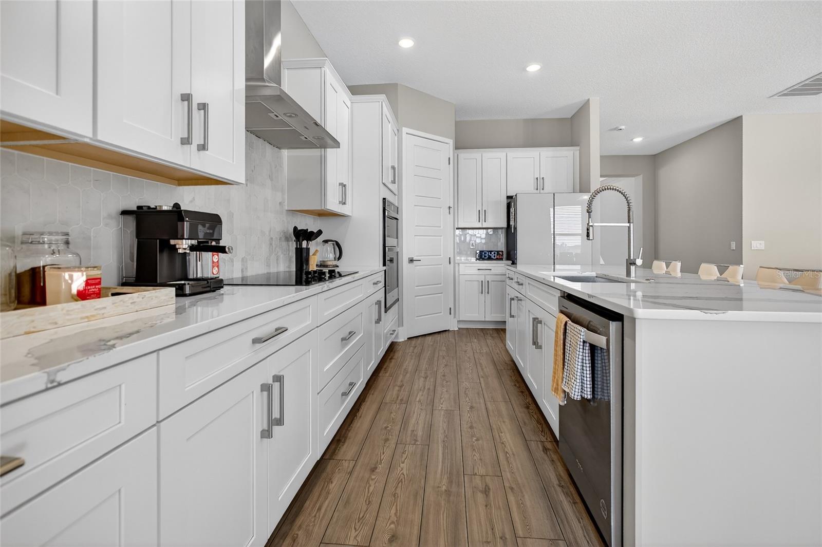 Image 10 of 28 For 5217 Citrus Leaf Boulevard