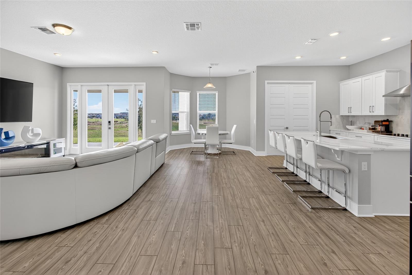 Image 14 of 28 For 5217 Citrus Leaf Boulevard