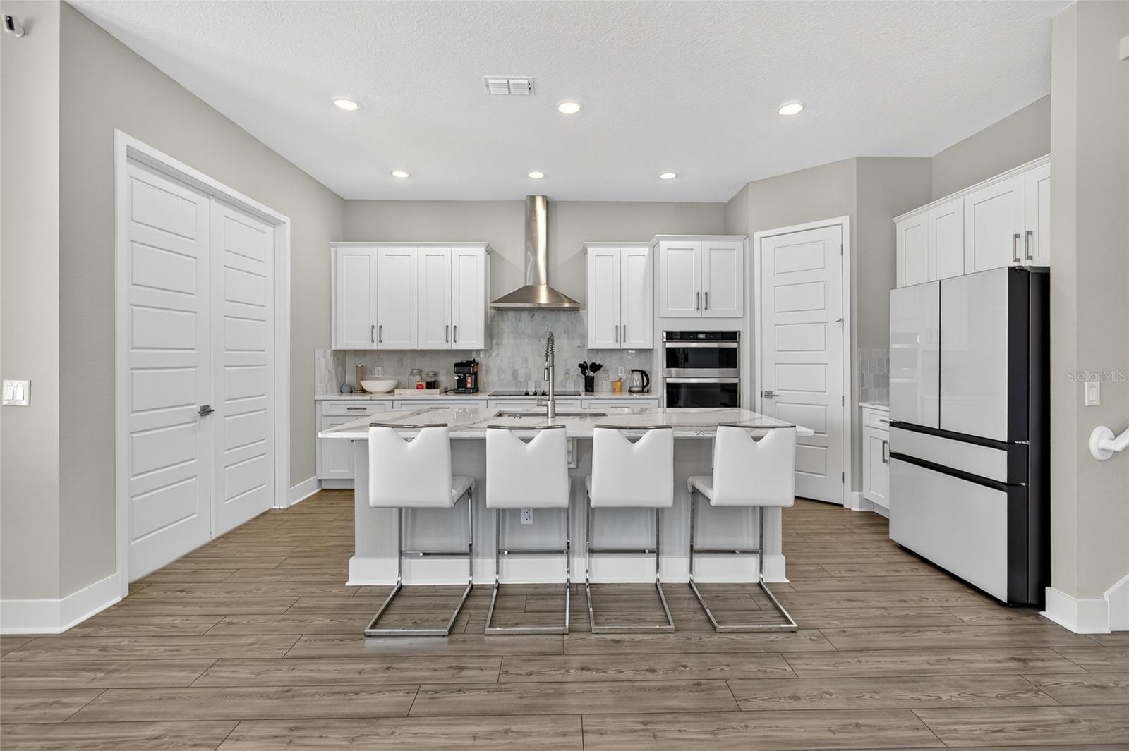 Image 7 of 28 For 5217 Citrus Leaf Boulevard