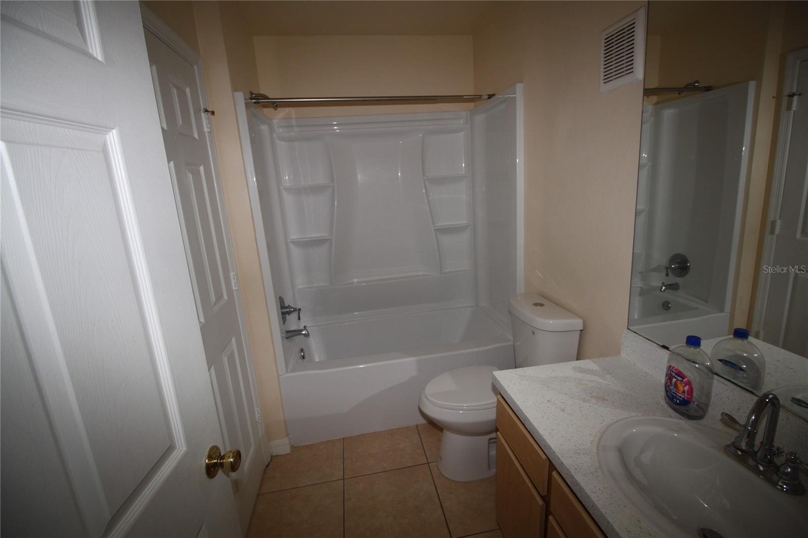 Image 11 of 22 For 6524 Swissco Drive 1025