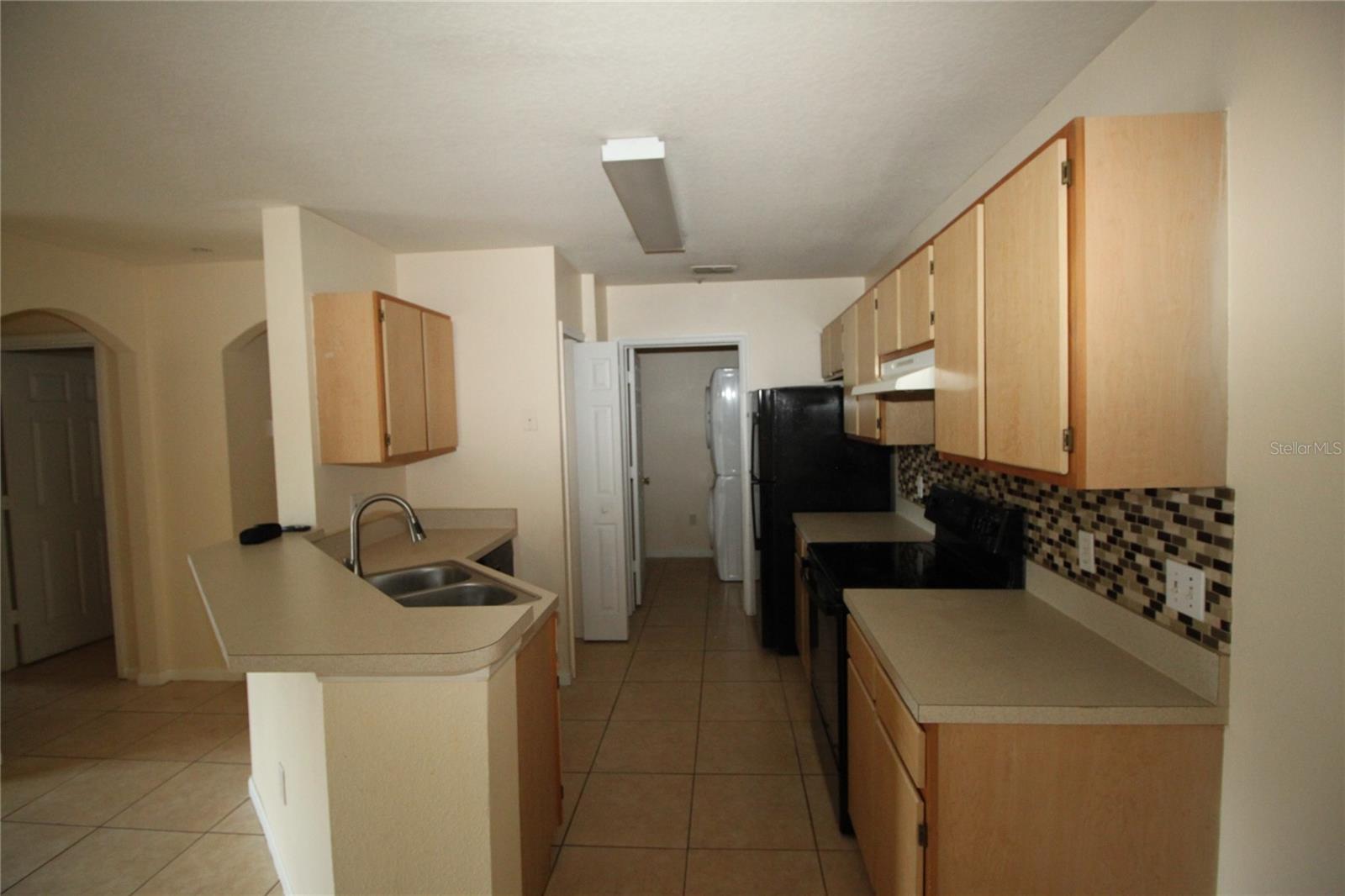 Image 6 of 22 For 6524 Swissco Drive 1025