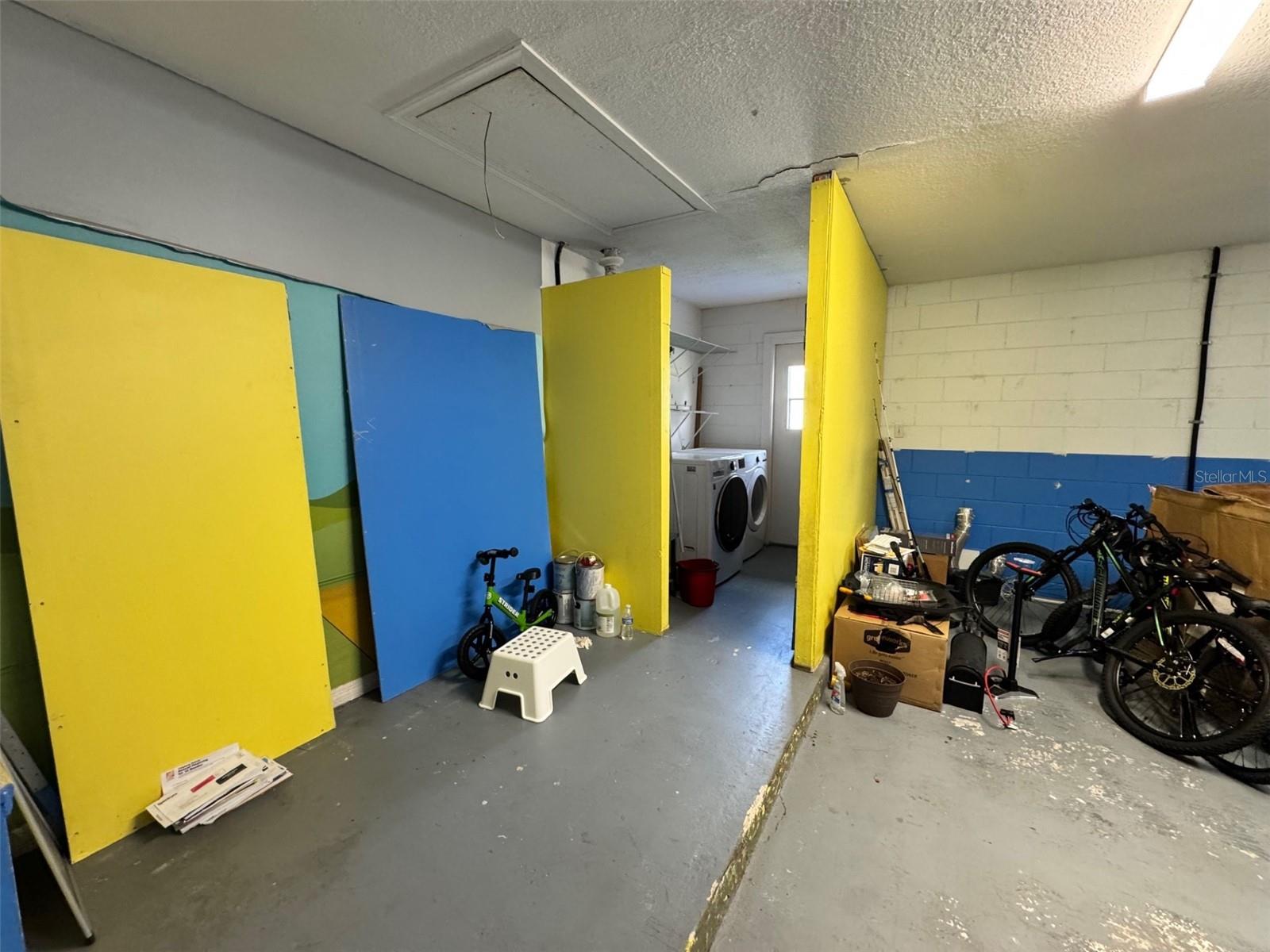 Image 20 of 38 For 8126 Calabria Court