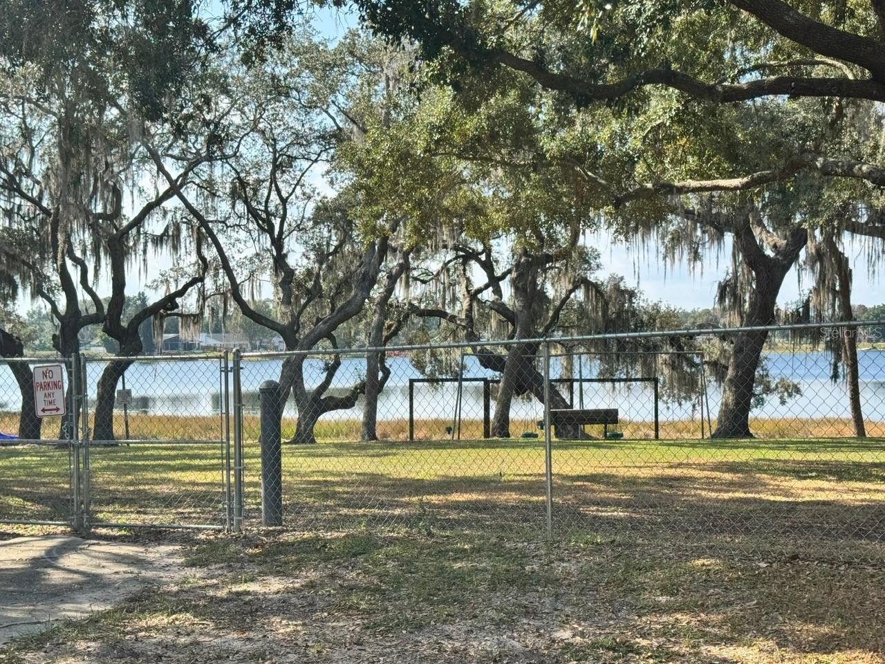 Image 28 of 38 For 8126 Calabria Court