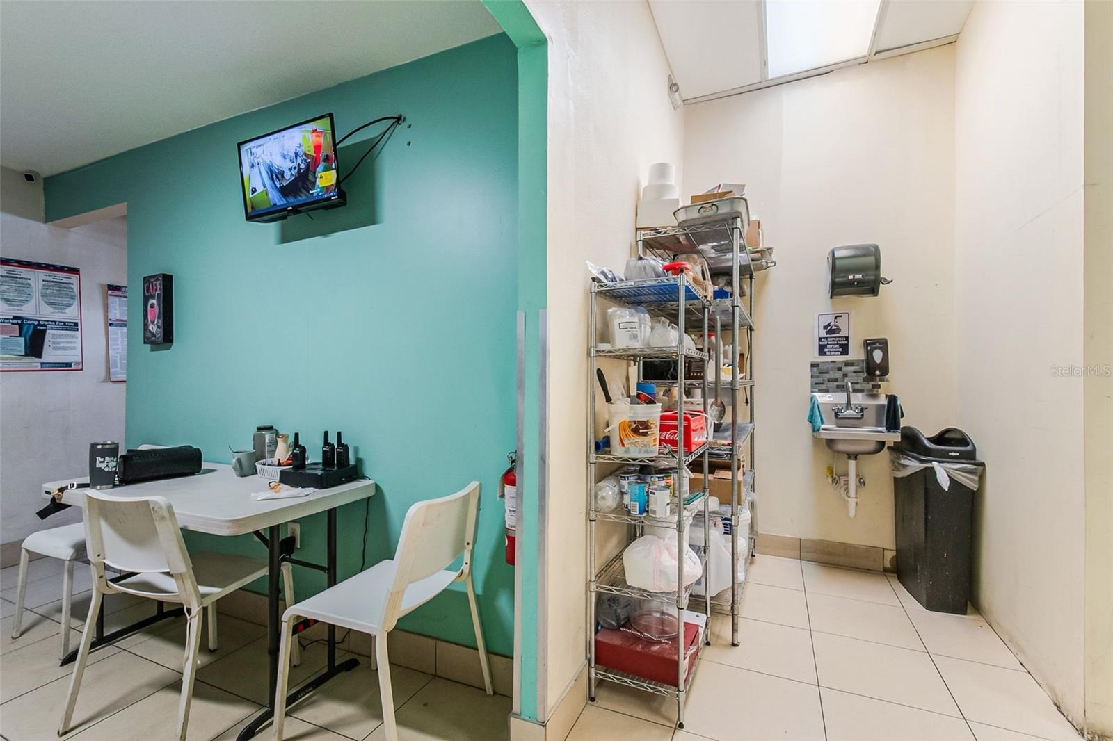 Image 29 of 52 For 2471 Semoran Boulevard