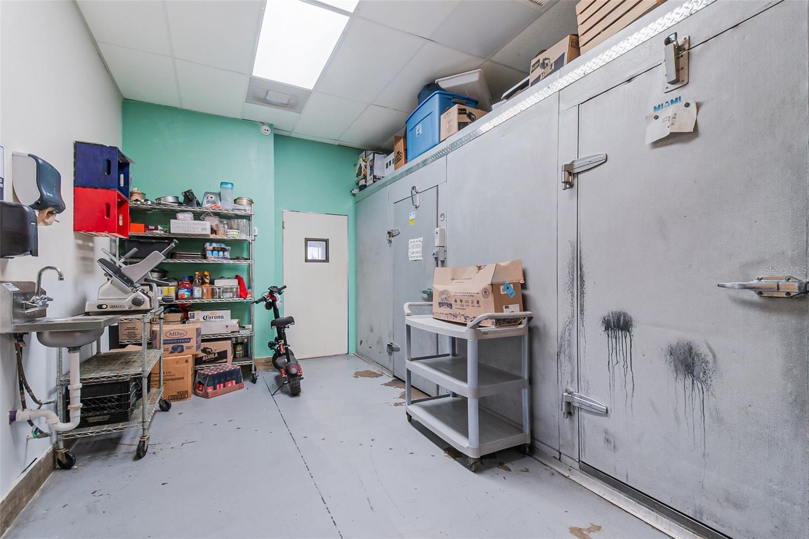 Image 41 of 52 For 2471 Semoran Boulevard