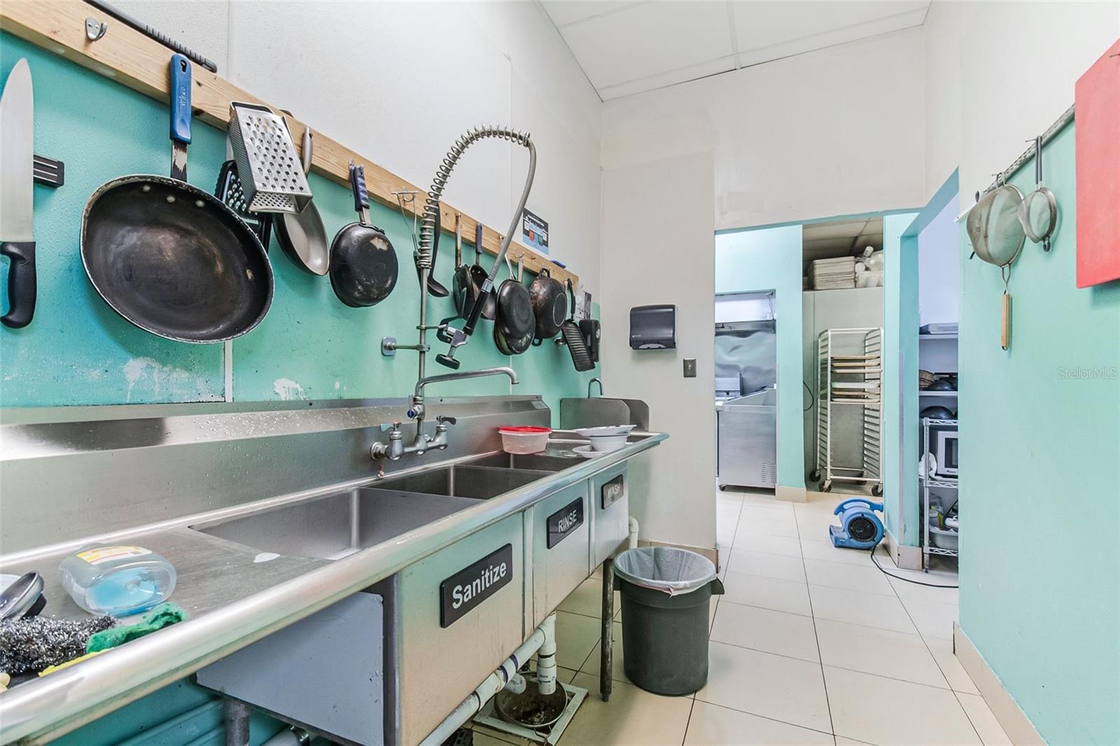 Image 44 of 52 For 2471 Semoran Boulevard