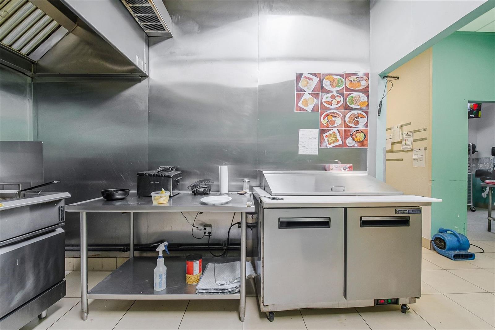 Image 51 of 52 For 2471 Semoran Boulevard